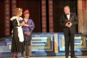 A Fővárosi Operett Színházban június 8-án mutatják be Ábrahám Pál "Viktória" című operettjének német nyelvű előadását. A képen: Kovács Zsuzsa, Mikó István és Darvas Iván.