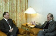 Grósz Károly, a Magyar Szocialista Munkáspárt főtitkára Zürichben találkozott Jean-Michel Camdessus-val, a Nemzetközi Valuta Alap elnökével.