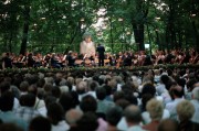  Beethoven-hangverseny az MTA Kutatóintézetének parkjában Martonvásáron, a Magyar Állami Hangversenyzenekar előadásában.