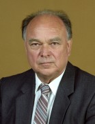  Budapest, 1989. szeptember 3. Dr. Márton János közgazdász, a Magyar Néppárt (volt Nemzeti Parasztpárt) Országos Elnökségének tagja, ügyvezető elnöke, parlamenti képviselő.