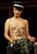 Szolnok, 1989. 04. 10. Meszléry Judit Jászai Mari-díjas színésznő 1941. július 8-án született Budapesten. A képen: Meszléry Judit a Szolnoki Szigligeti Színházban F. Ebb-B. Fossen J. Kander: Chicago című musicaljában.