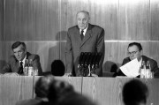 Budapest, 1989. február 20. Kádár János, az MSZMP elnöke beszél február 20-án a Jászai Mari téri székházban, ahol összeült a pártvezető elnökletével a Magyar Szocialista Munkáspárt Központi Bizottsága.